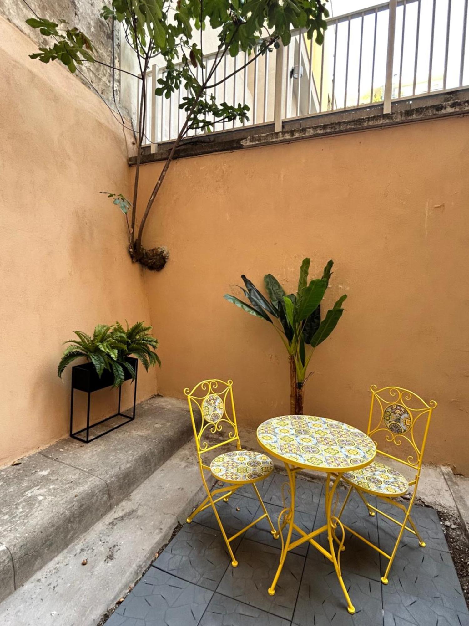 Casa Domus Mea - Garden Addicted Apartment Rome Bagian luar foto